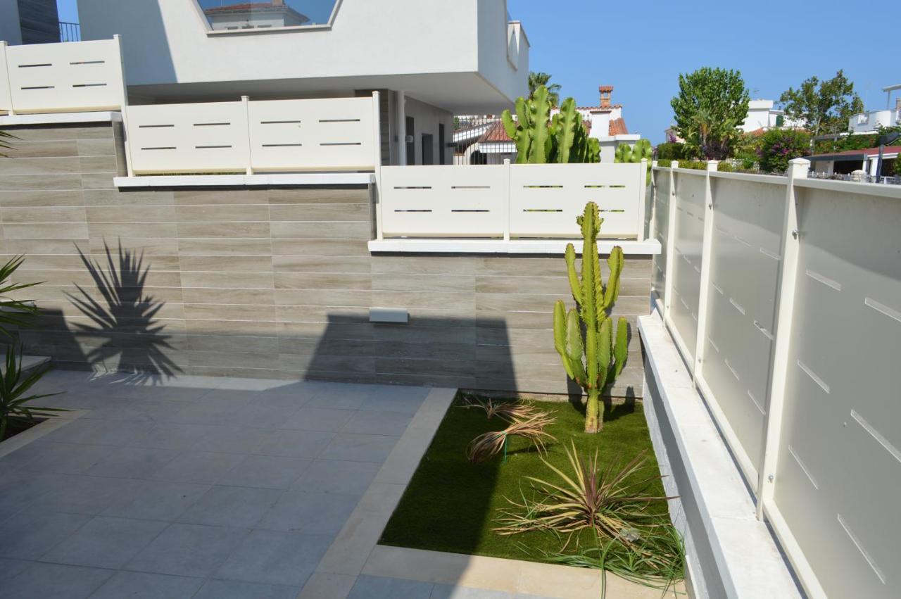 Villa Baia Dei Gruccioni Trani Exterior foto
